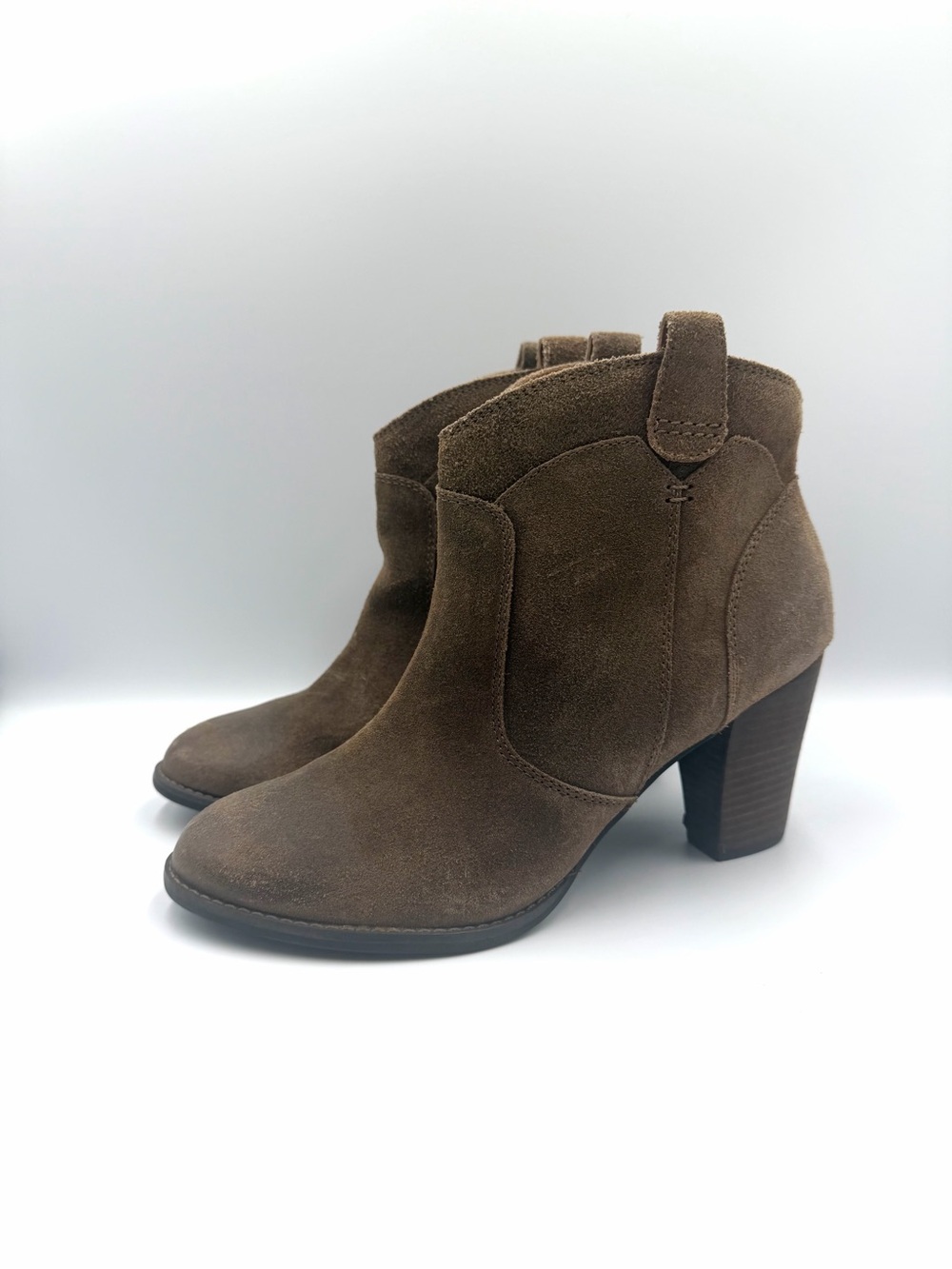Indigo by Clarks Heath Harrier Western Suede Booties 10M Brown